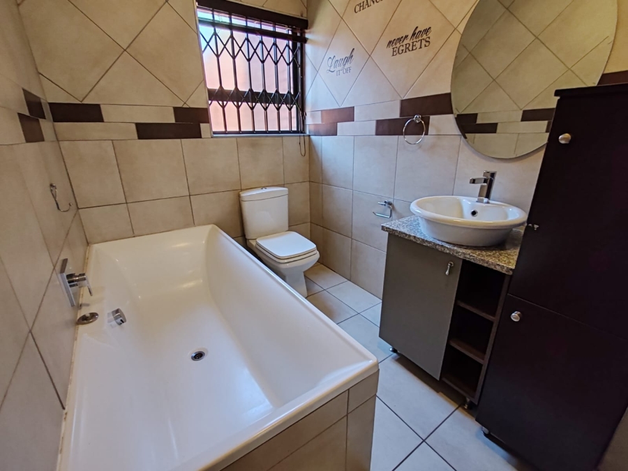 2 Bedroom Property for Sale in Die Bult North West